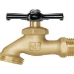 LLAVE P/MANGUERA, LATÓN 100 G, ENTRADA 1/2", GRANEL, BASIC   49074