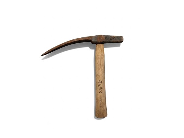 MARTILLO PARA EMPEDRAR ( HECHIZO )   MAE